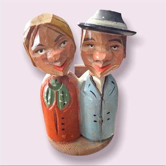 Anri Carved Wood Bottle Cork Stopper - Picture 2 of 10